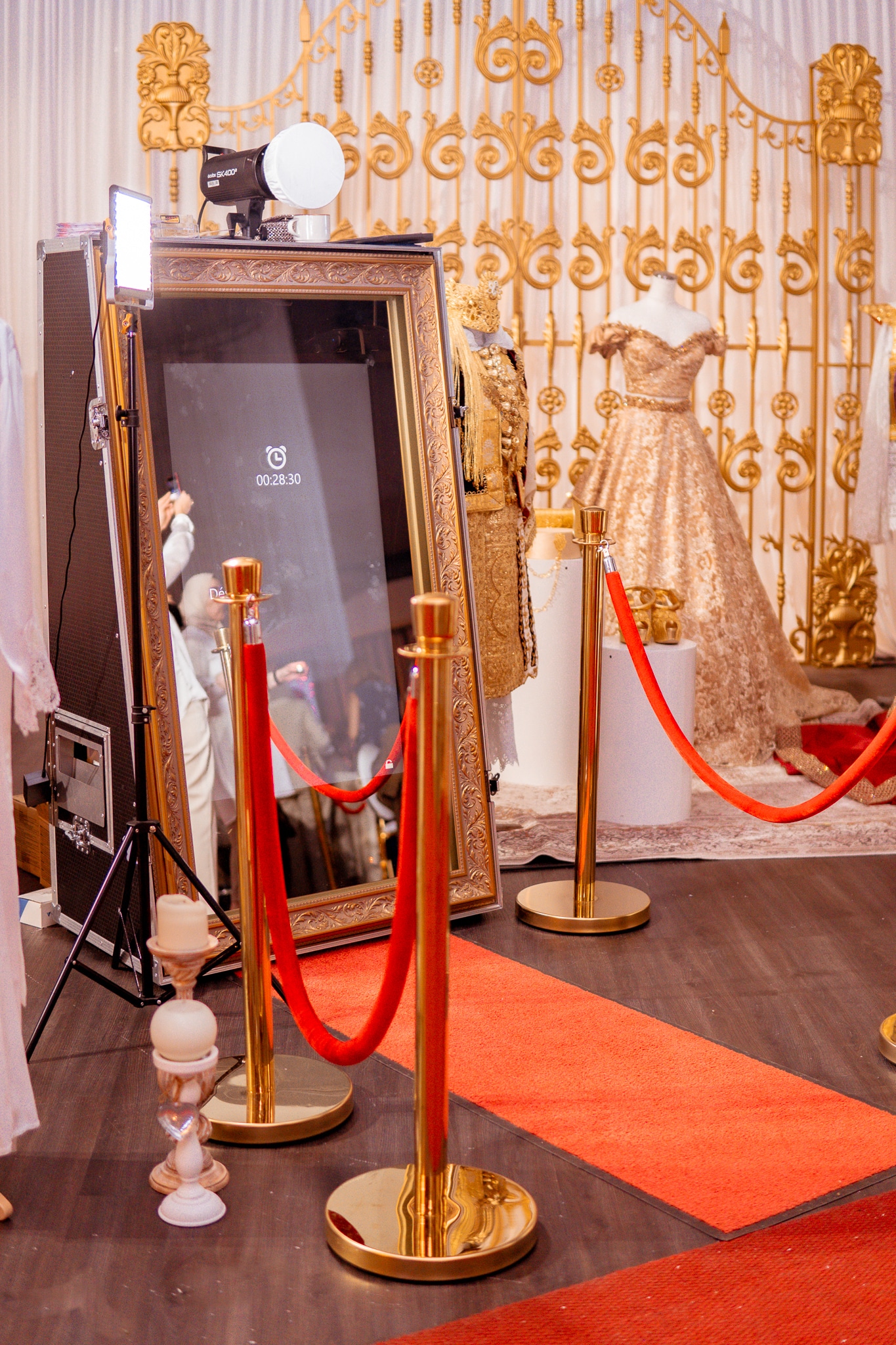 Hilton Brussels Grand Place — soirée clients avec miroir photobooth